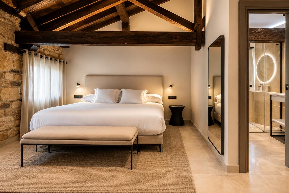 Suite Familiar · Dormitorio con vestidor y baño en suite