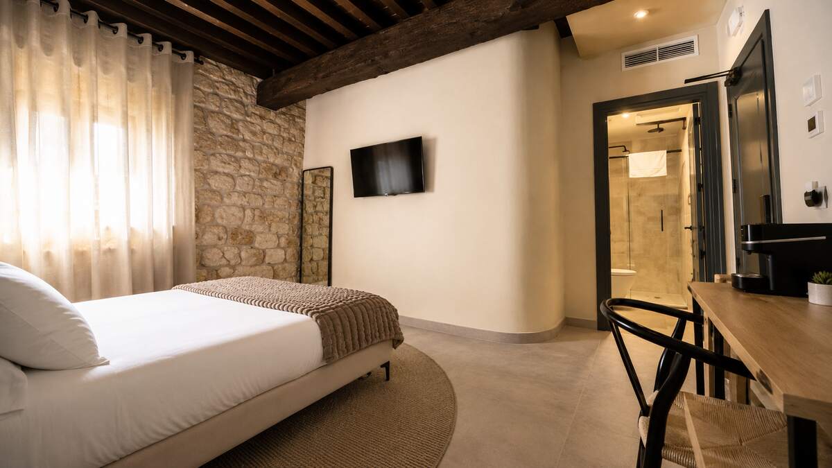 Habitación Doble · Pared de piedra, Hotel Paraíso del Pas